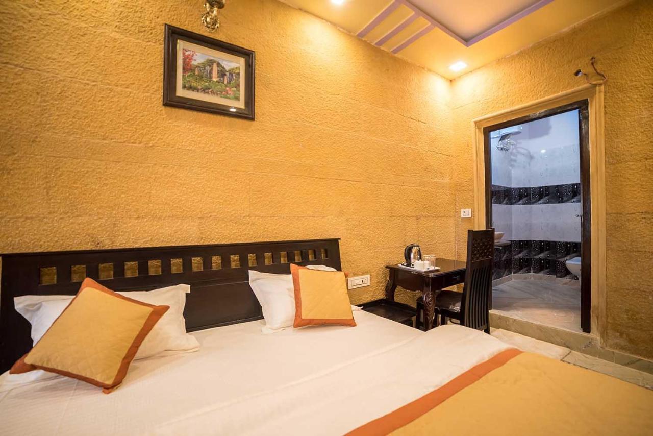 Amar Hotel 3*