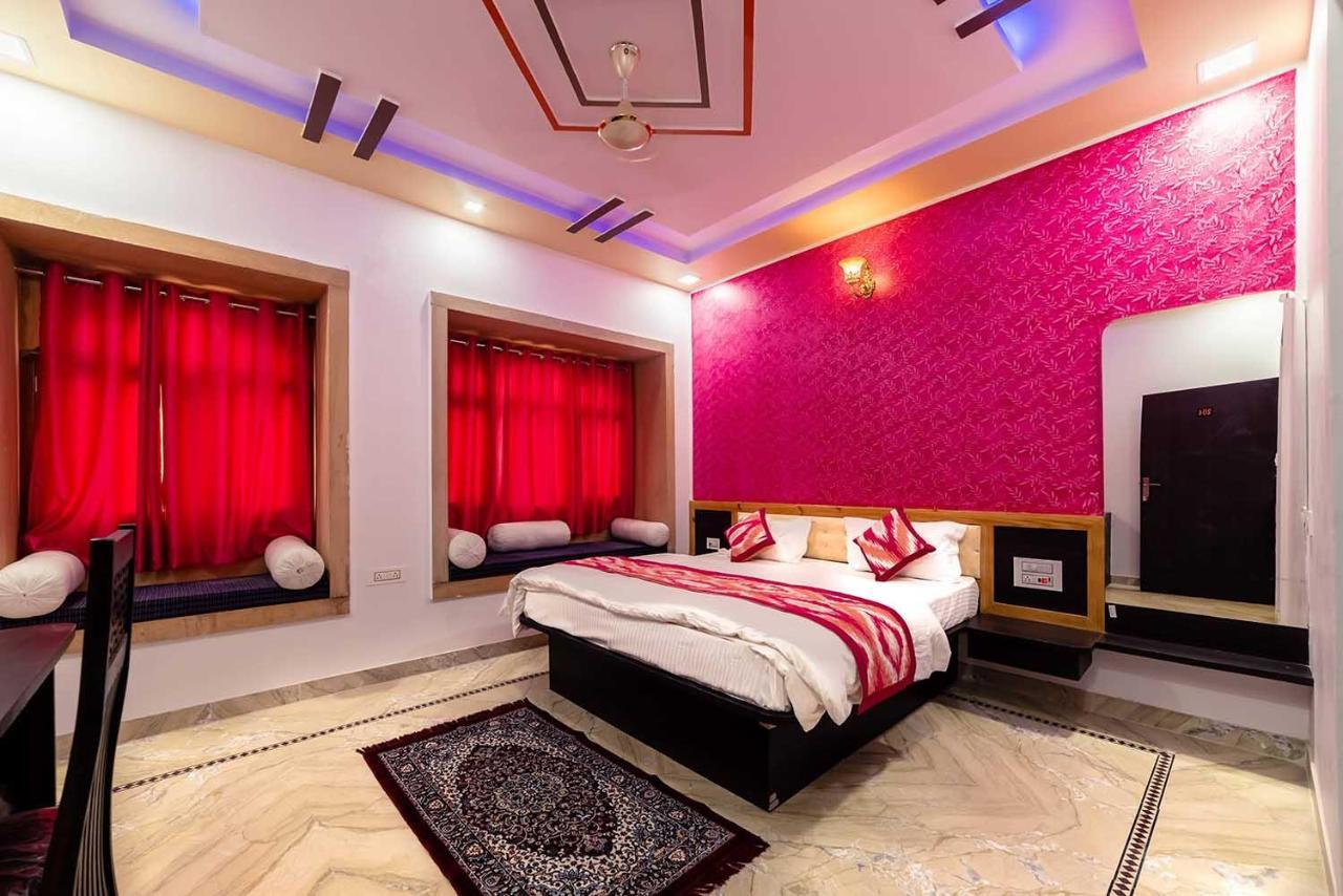 Amar Hotel 3*