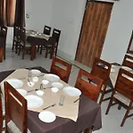 Sartaj Hotel