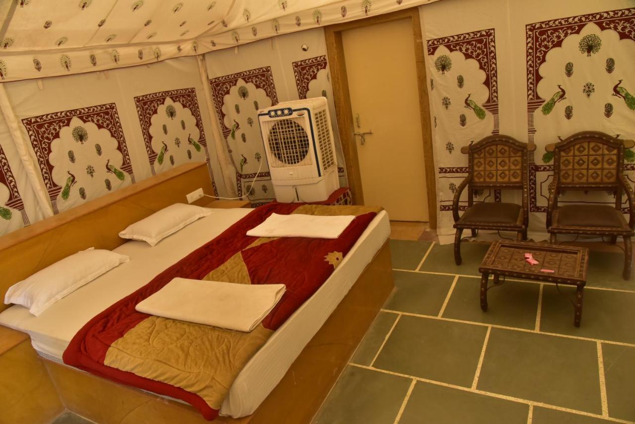 Oasis Camp Sam 3*