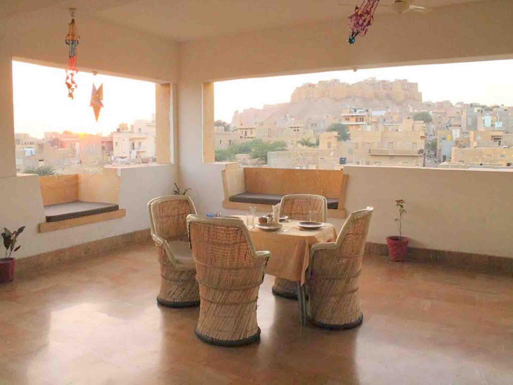 Golden Sandstone &resort Bed & Breakfast 3*