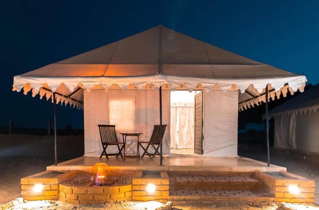 Chalo Desert Camp Hotel