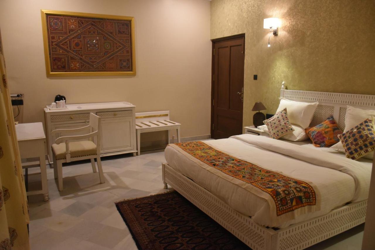 Hotel K D Palace - Heritage On *