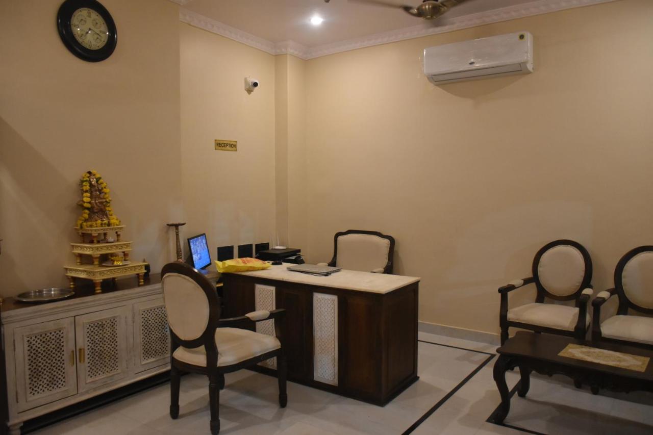 Hotel K D Palace - Heritage On *