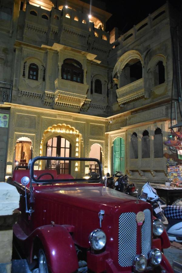 K D Palace - Heritage On *