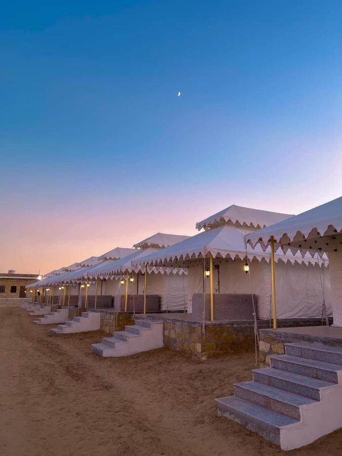 Hotel Chalo Desert Camp