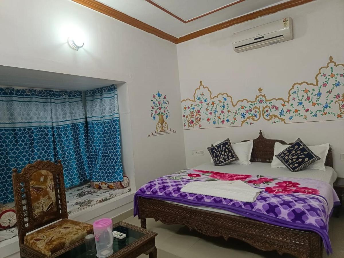Kesar Dunes Hotel