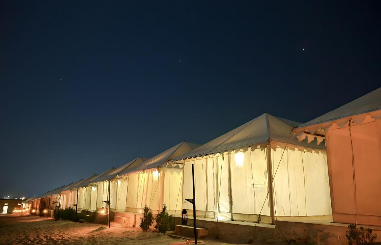 Tree National Desert Camp Hotel 4*