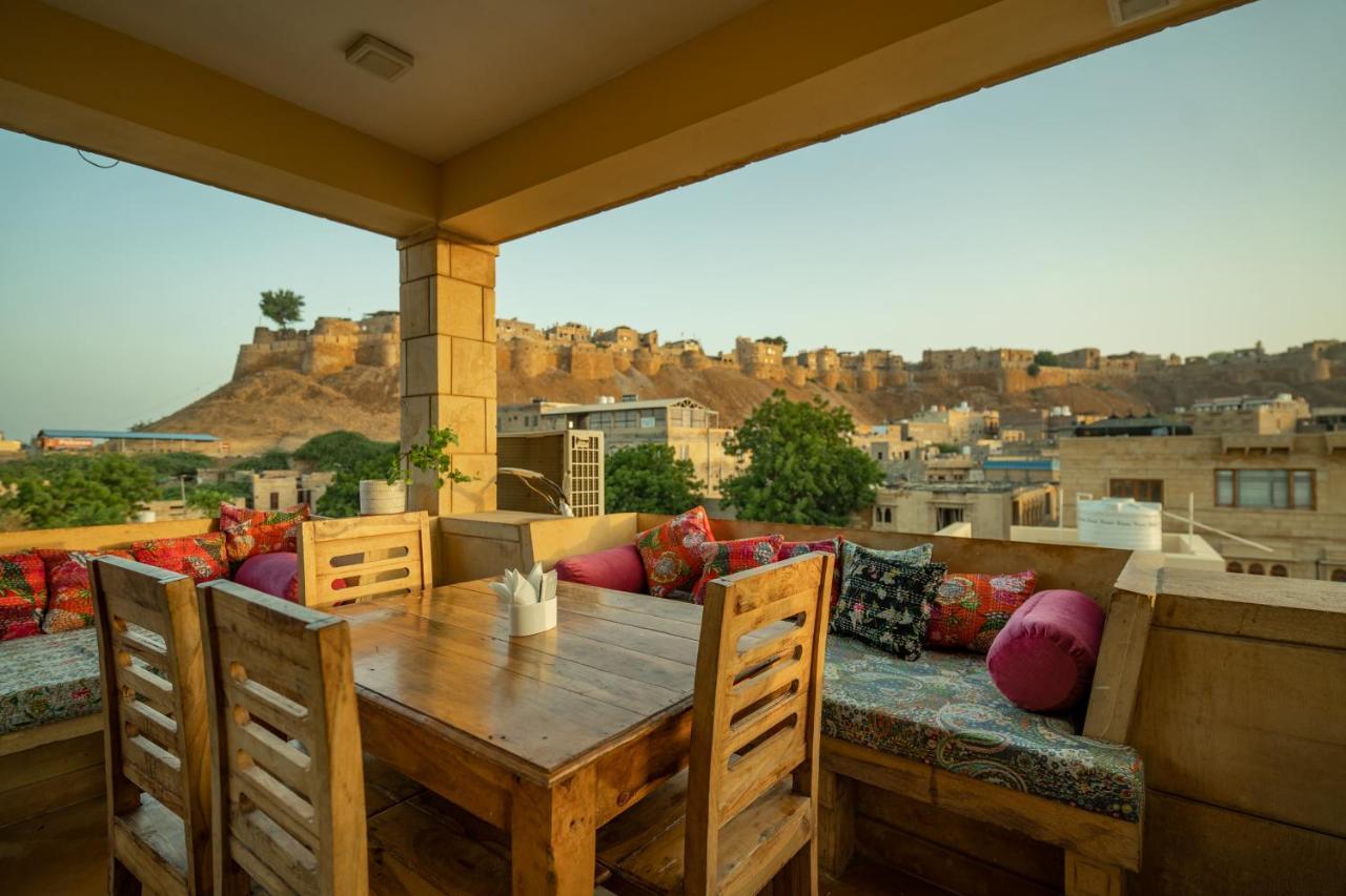 Fateh Hotel
