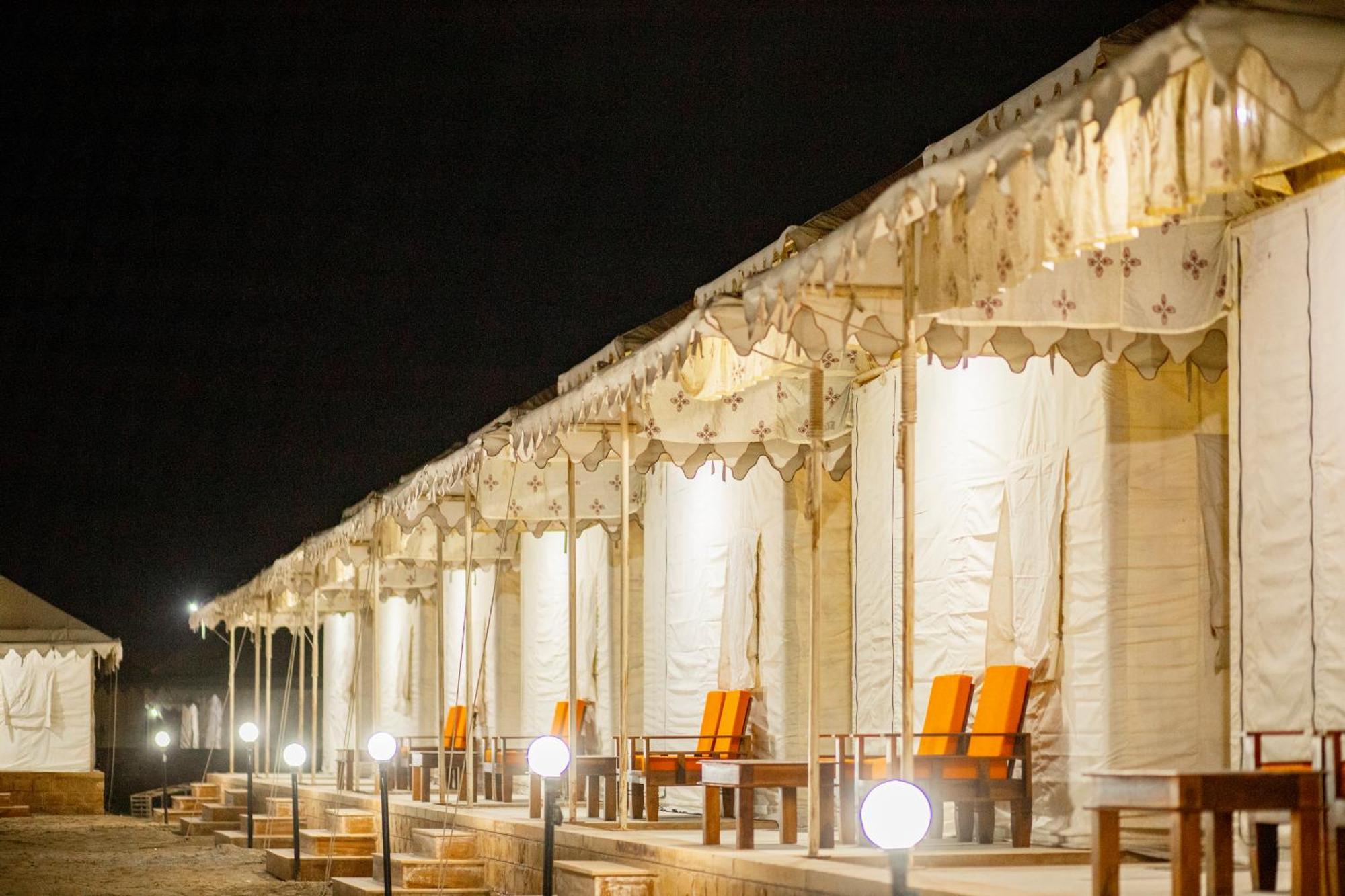 Hotel Desert Overnight Camp &