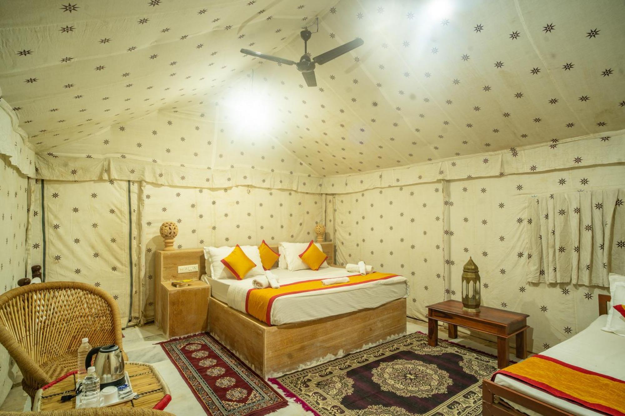 Desert Overnight Camp & Hotel 4*