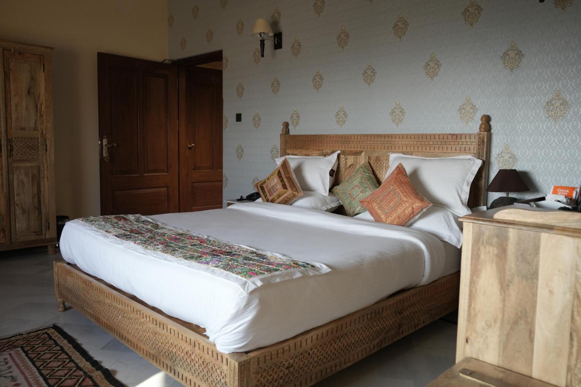 Hotel K D Palace - Heritage On