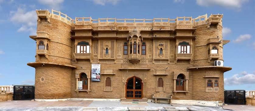 Meeraa Mahal Hotel