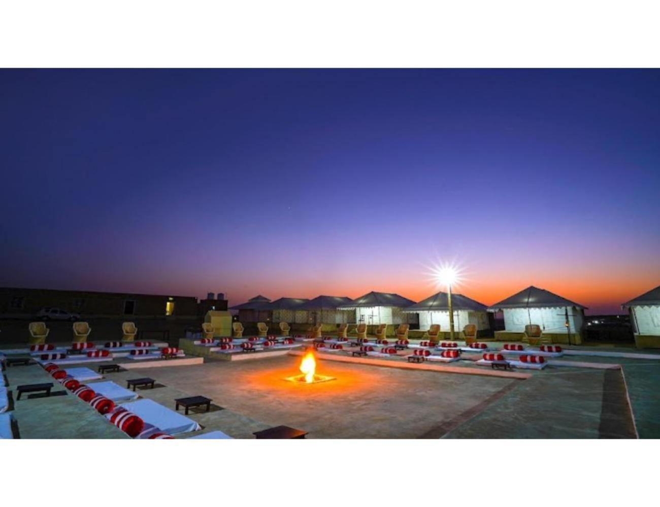Desert Glory Resort, Homestay