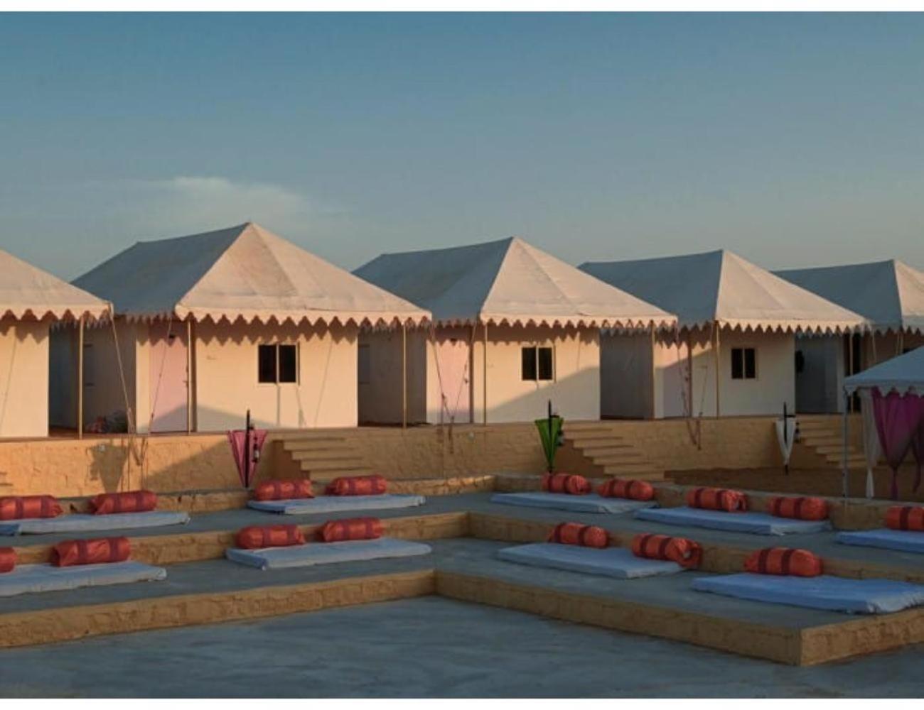 Desert Glory Resort, Homestay *