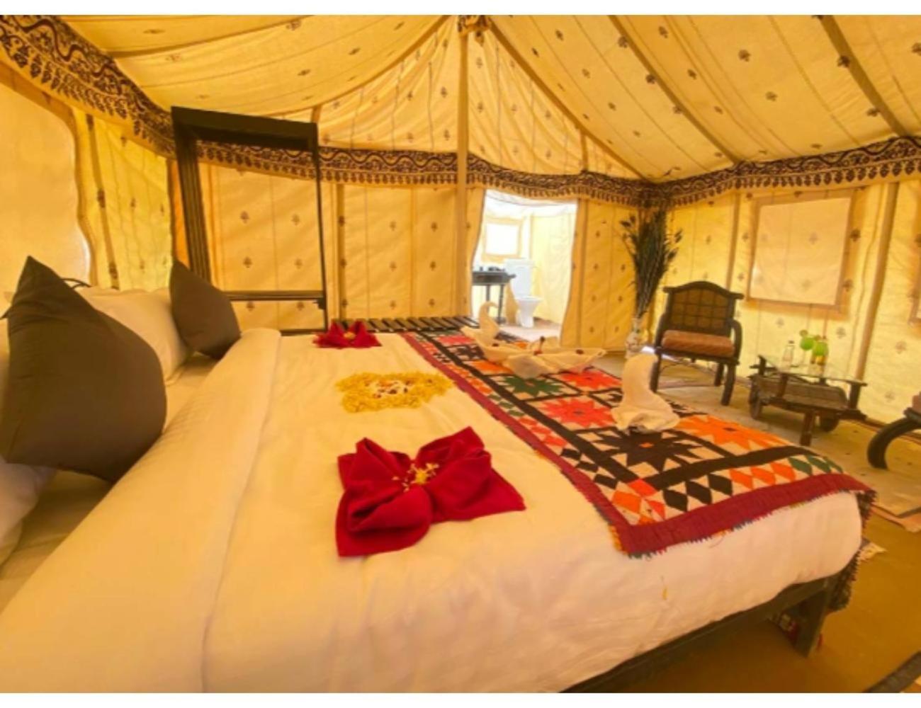 Homestay Desert Glory Resort, *
