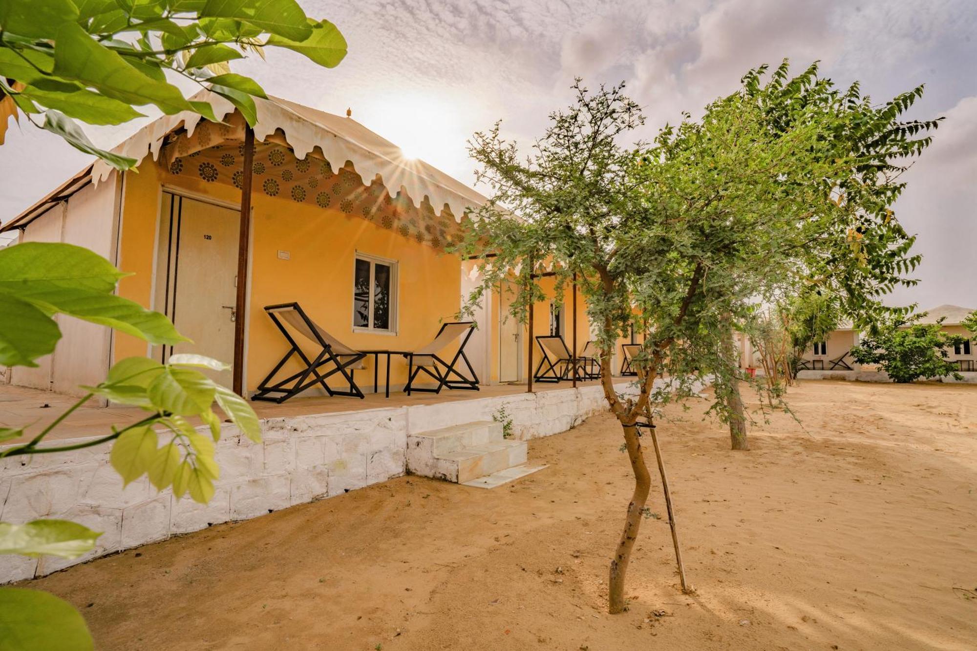 Royal With Swimming Pool Resort Jaisalmer