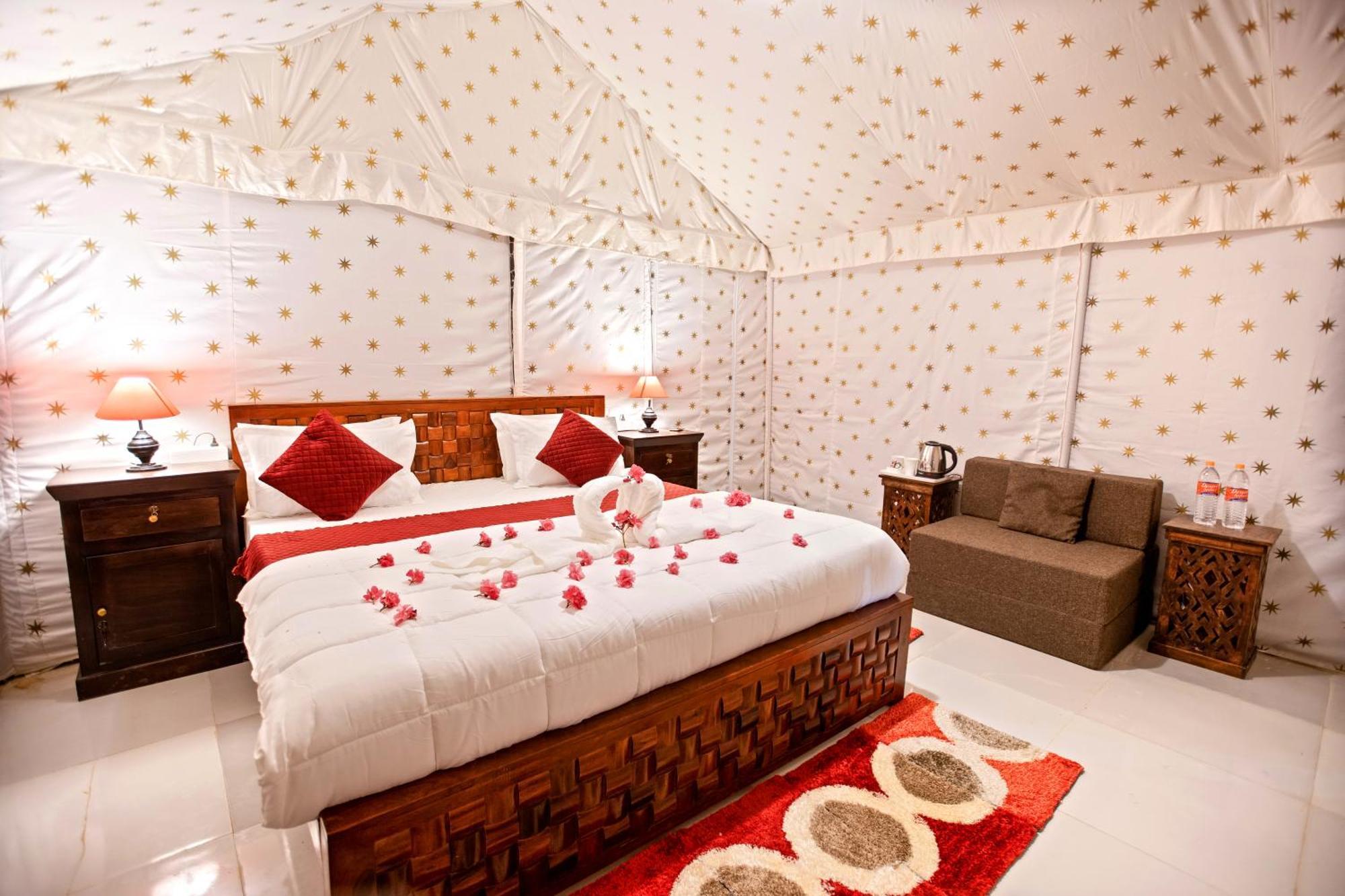 Royal With Swimming Pool Resort Jaisalmer