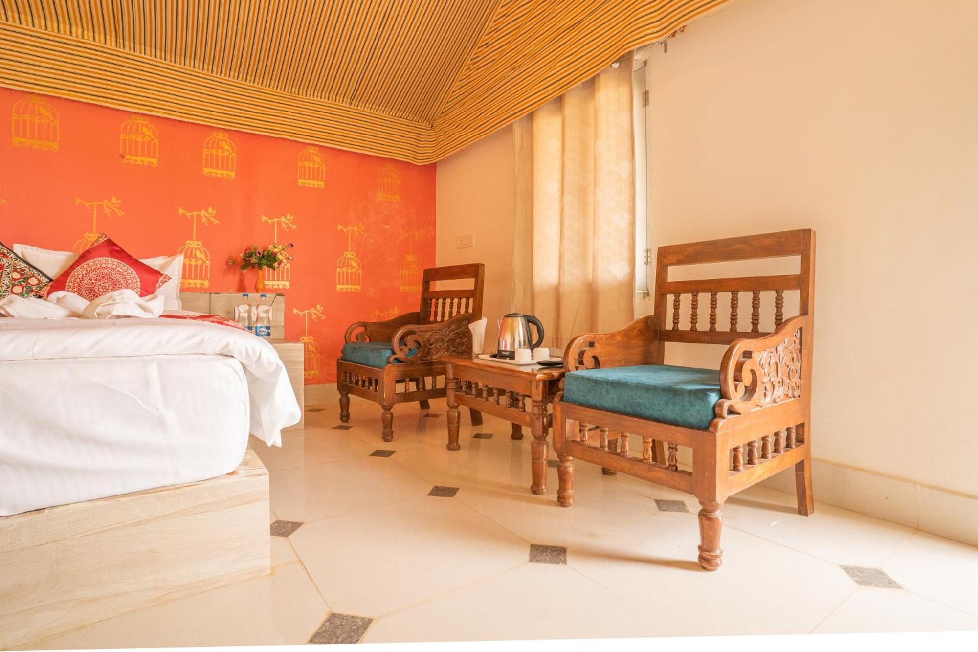 Resort Royal With Swimming Pool