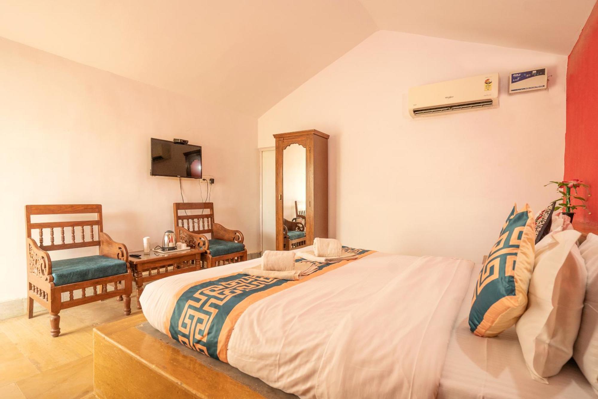 Royal With Swimming Pool 3* Jaisalmer