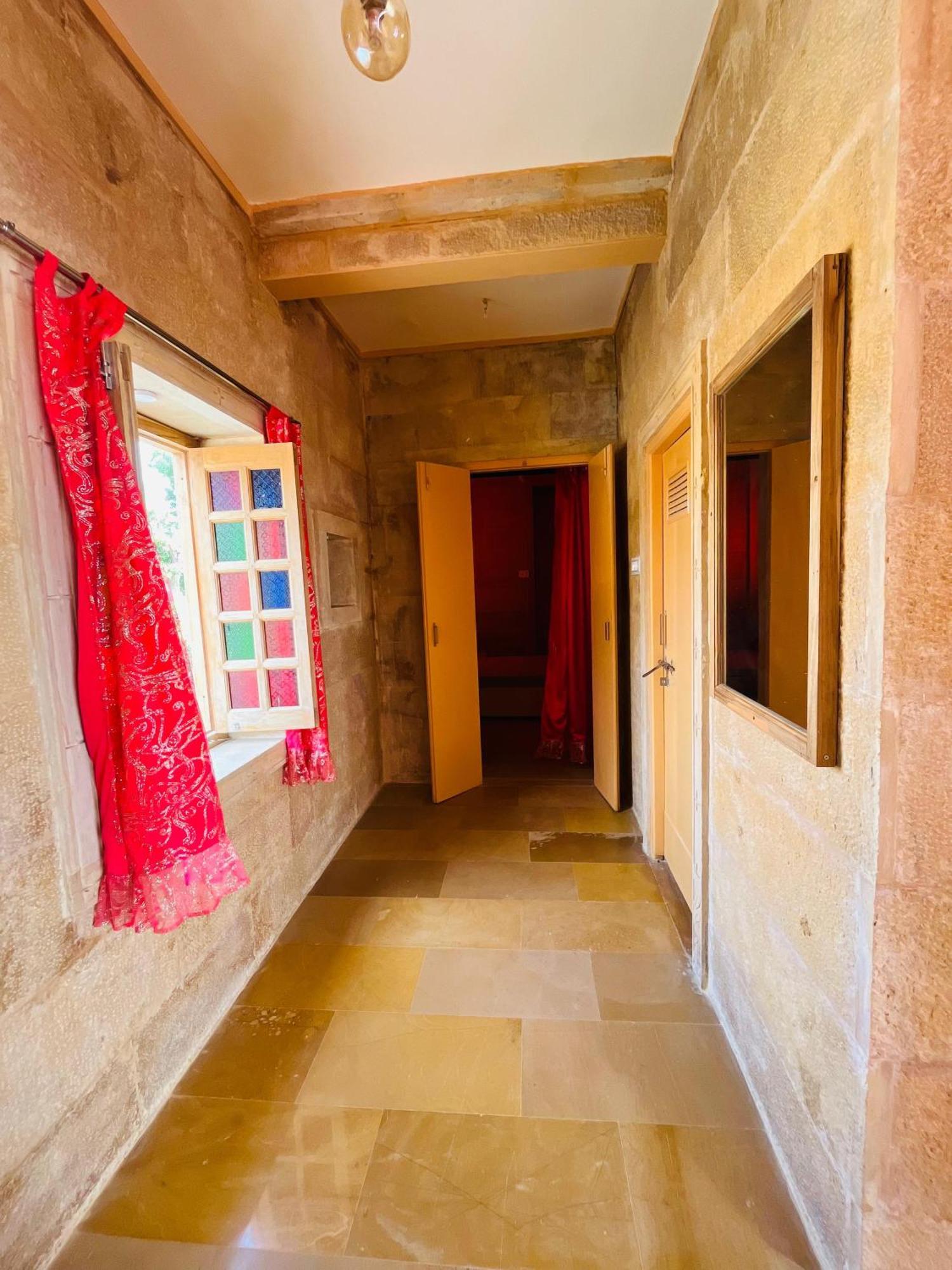 Mud Mirror Guest house Jaisalmer