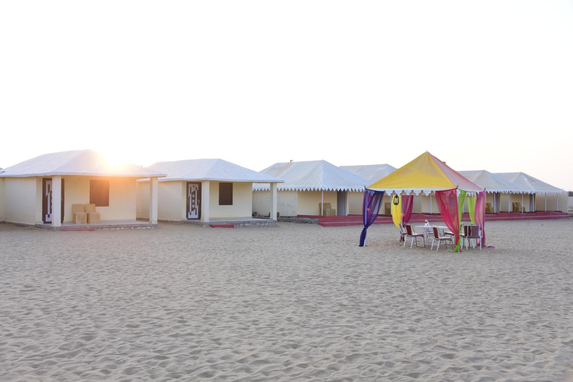 Garh Rajputana Camp Hotel