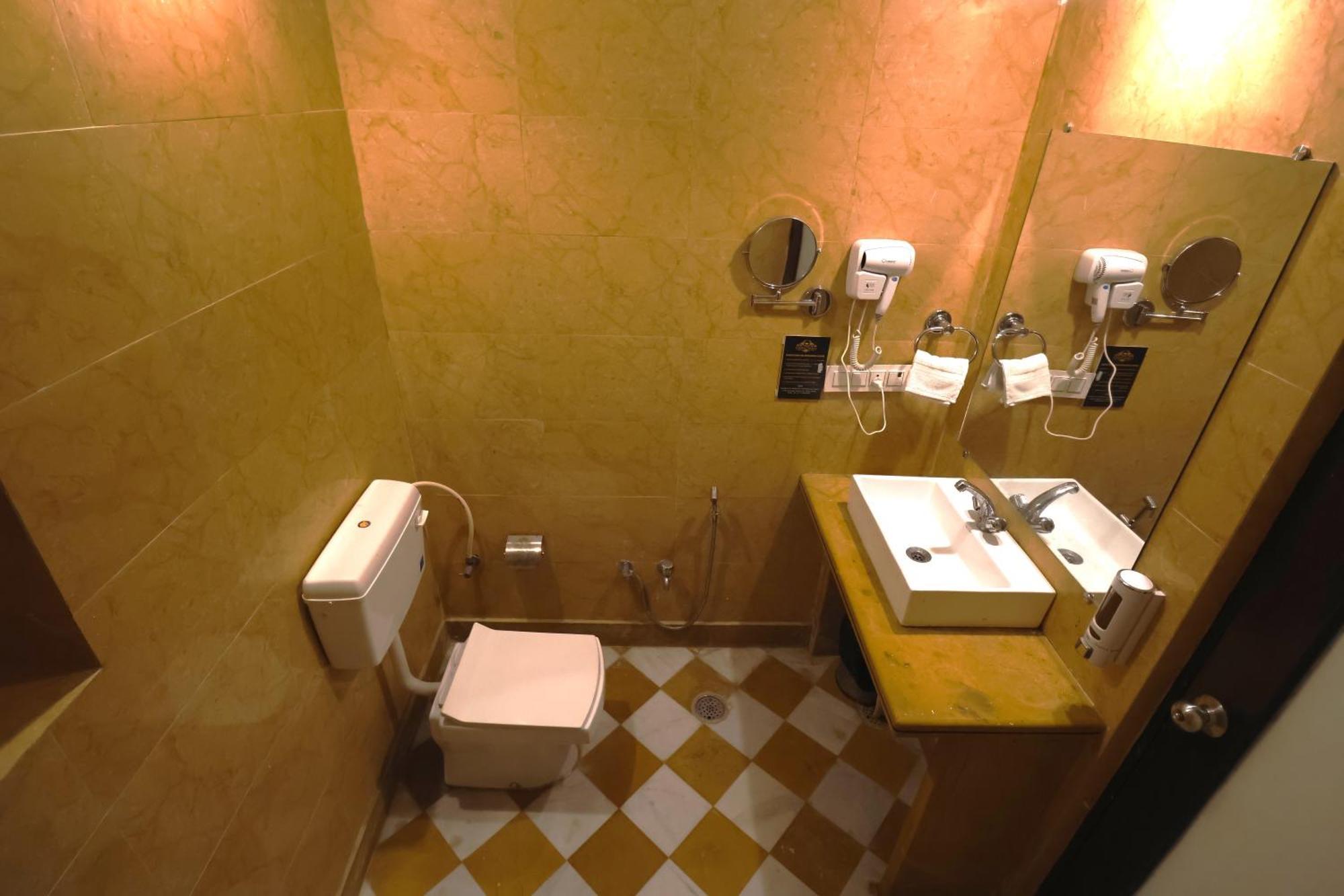 Guest house Chirag Haveli - Near Golden