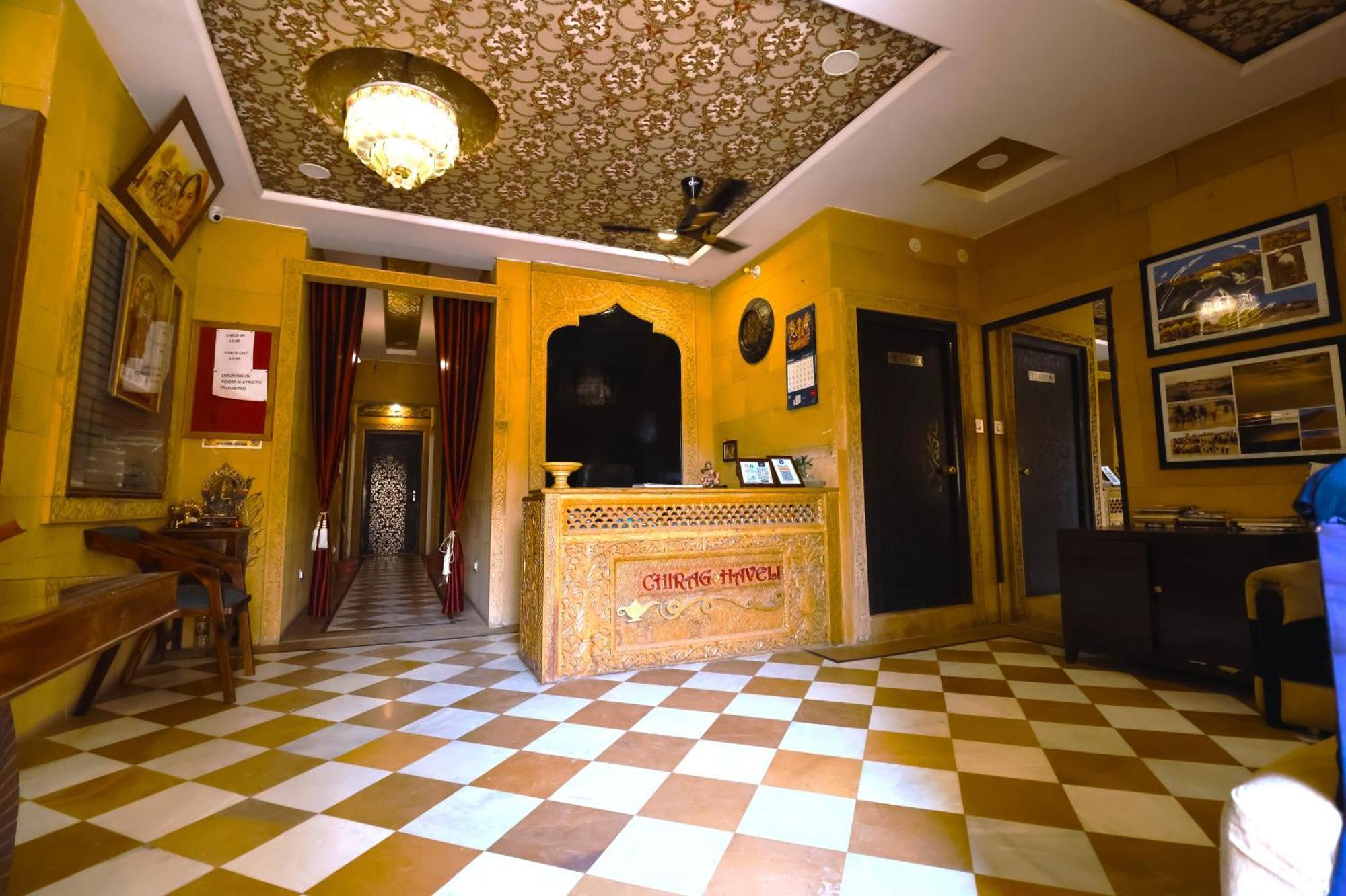 Chirag Haveli - Near Golden Guest house 2*