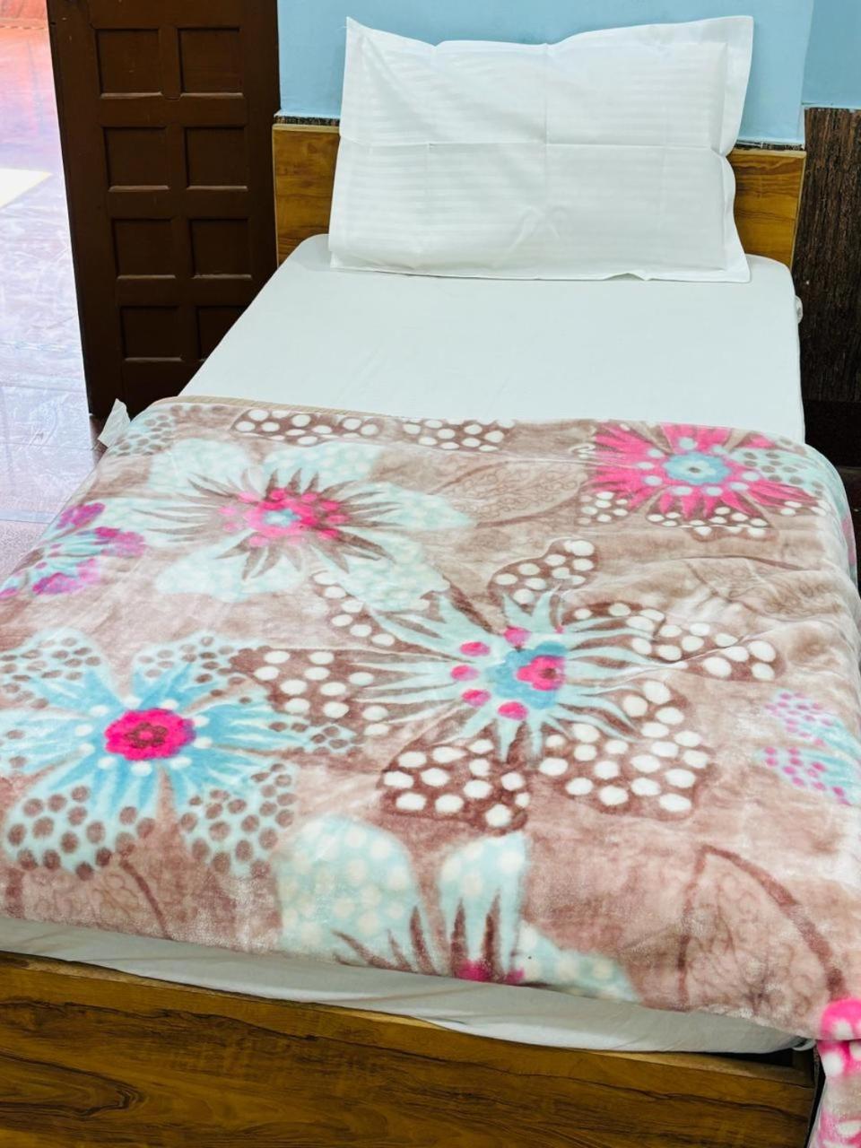 Dhora By Grb Hotel 3*