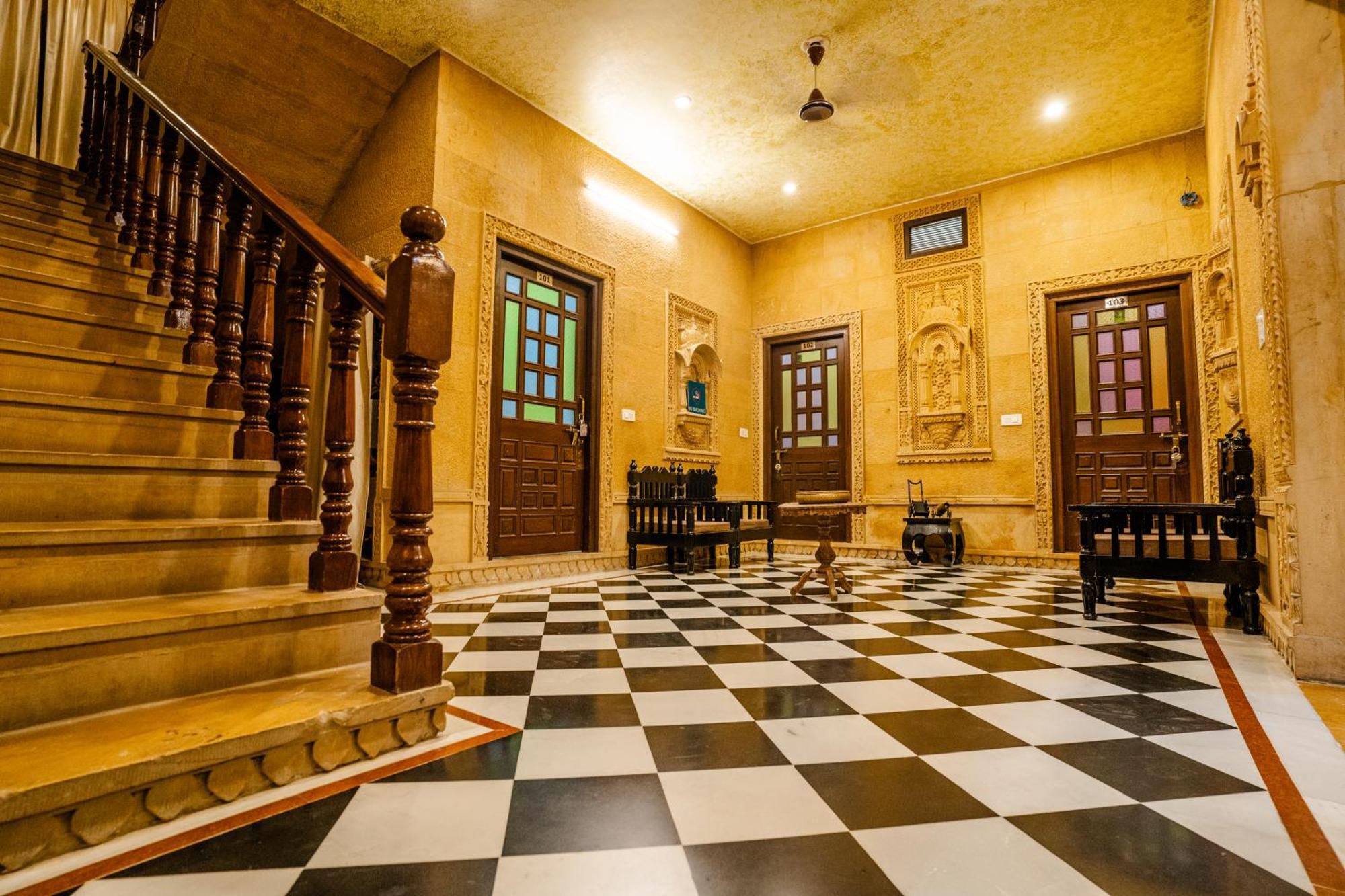 Hotel Royal