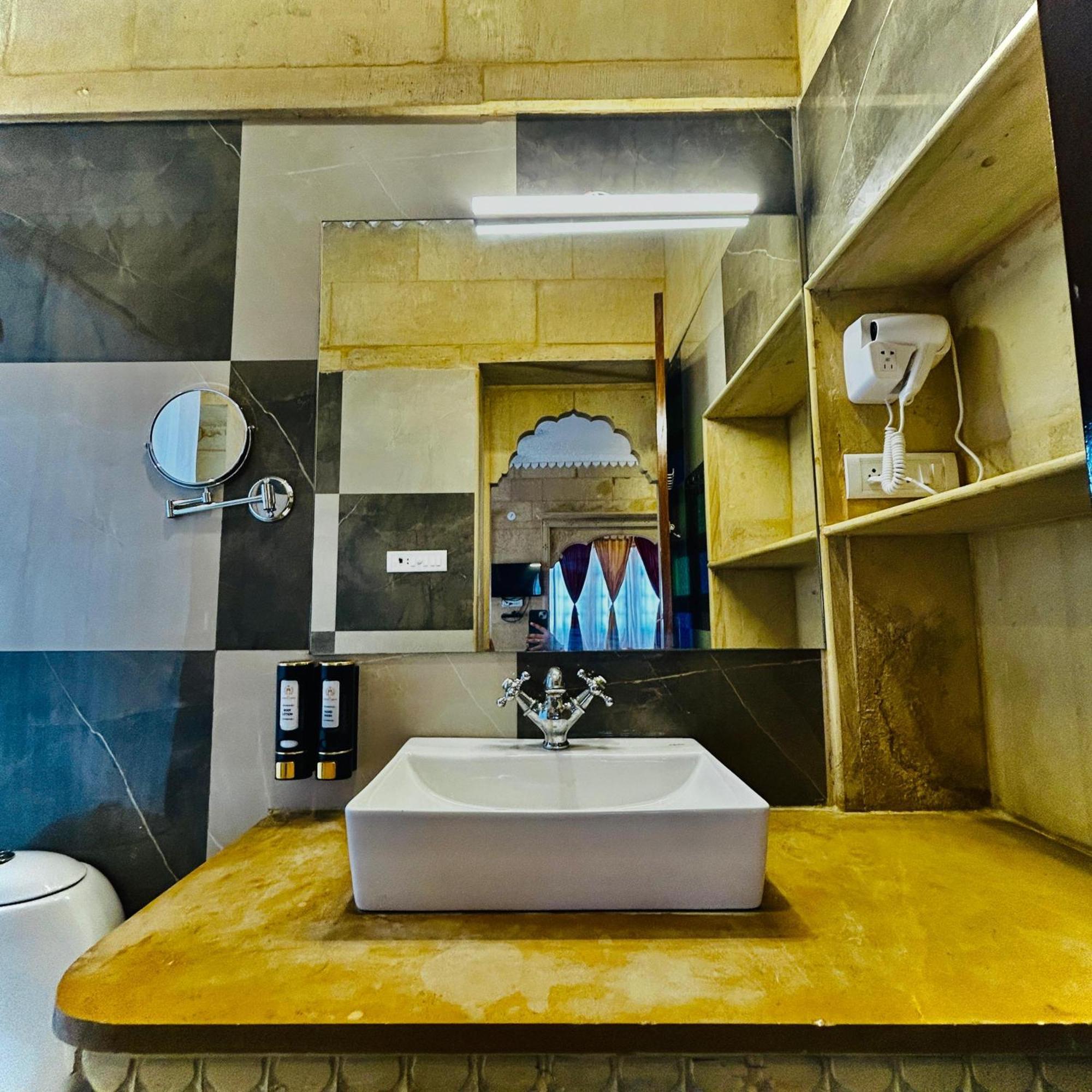 Hotel The Jaigarh Palace