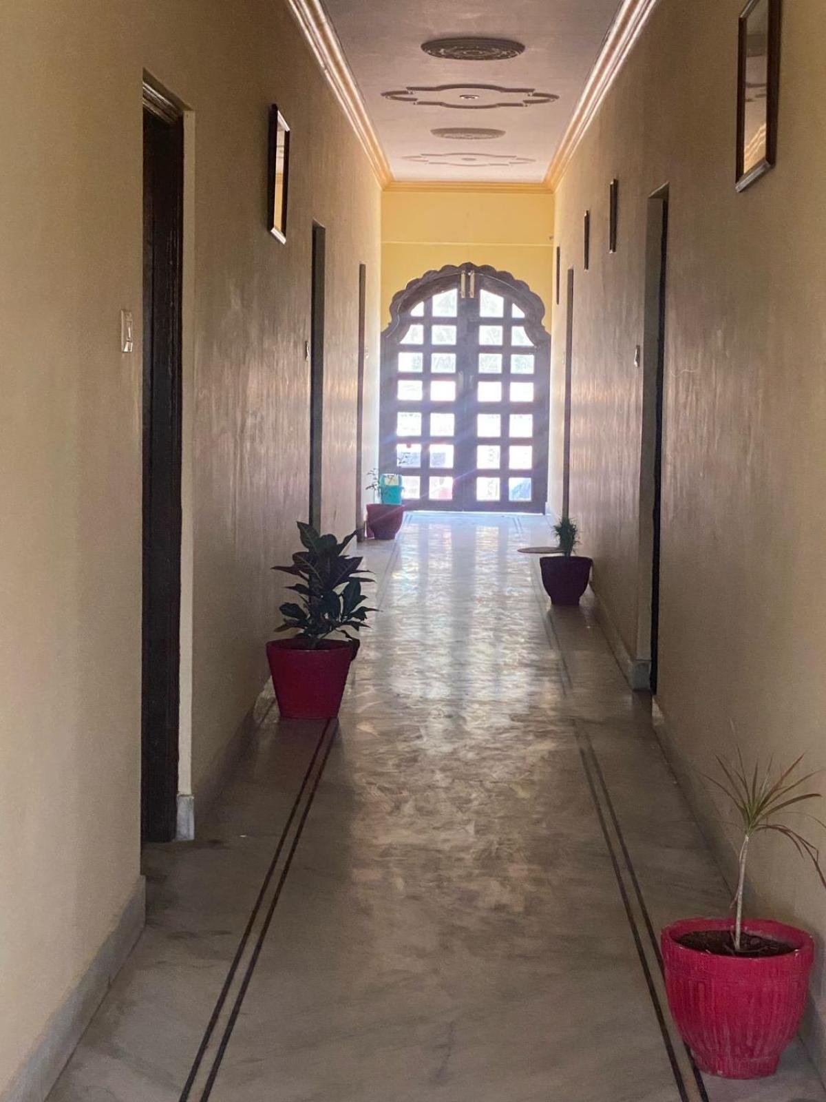 Jasmeet Palace
