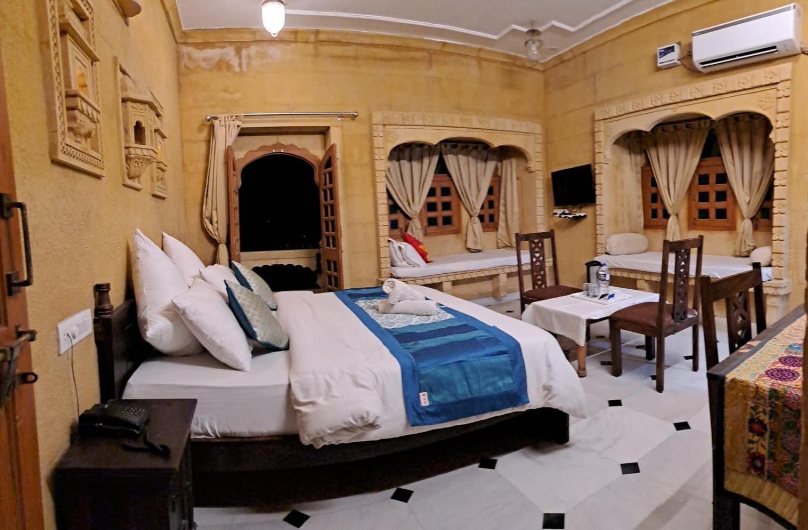 Wonbin Safari * Jaisalmer