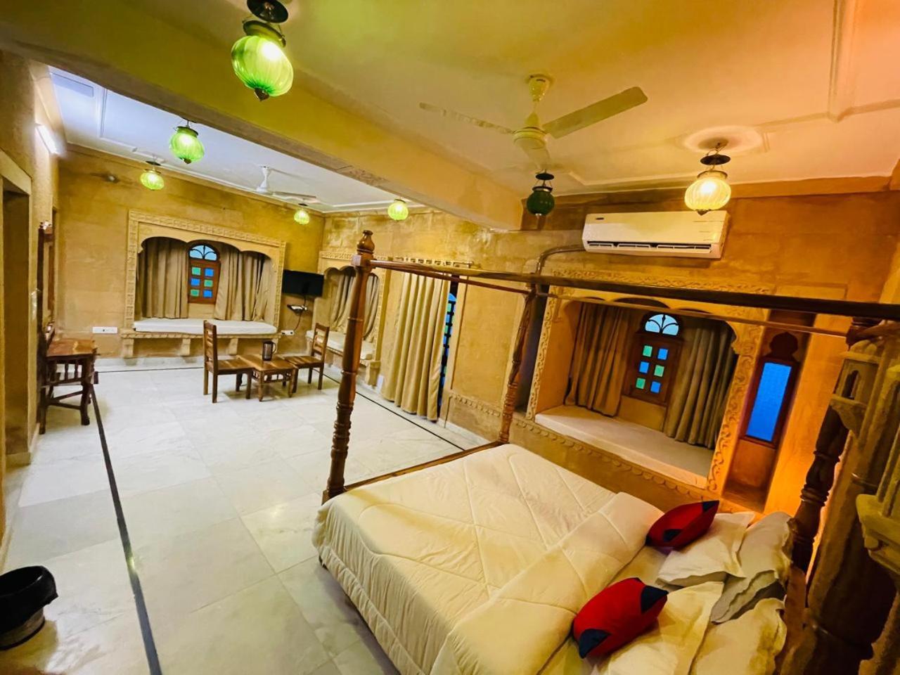 Wonbin Safari Hostel
