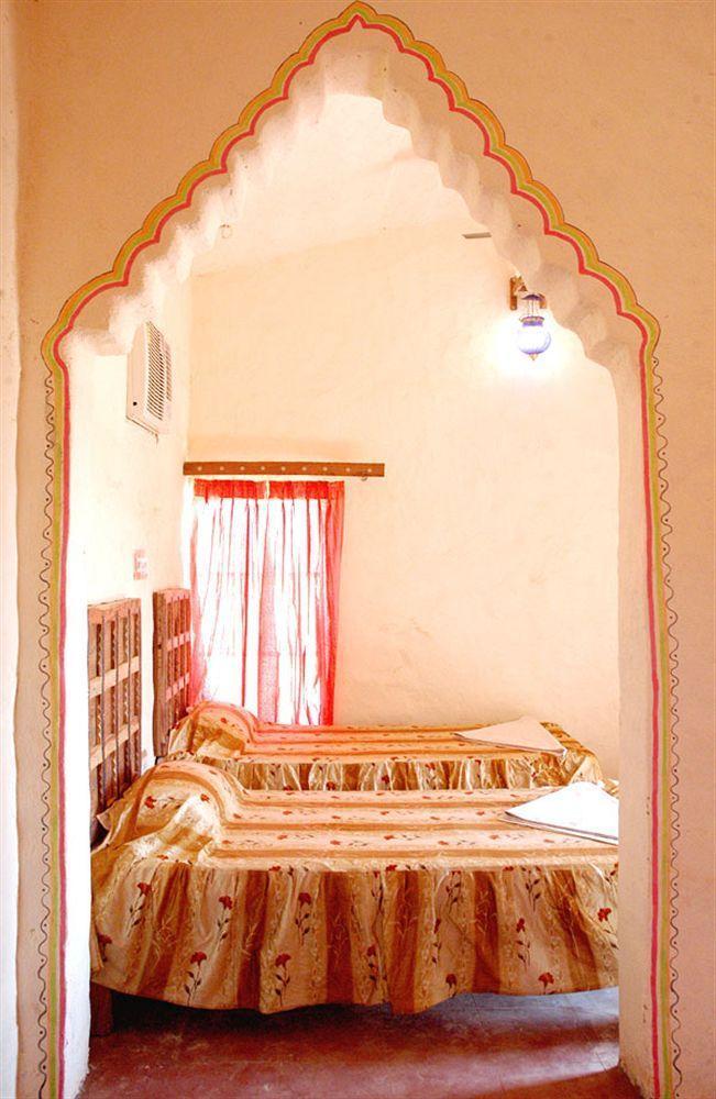 Hotel Kuldhara Heritage