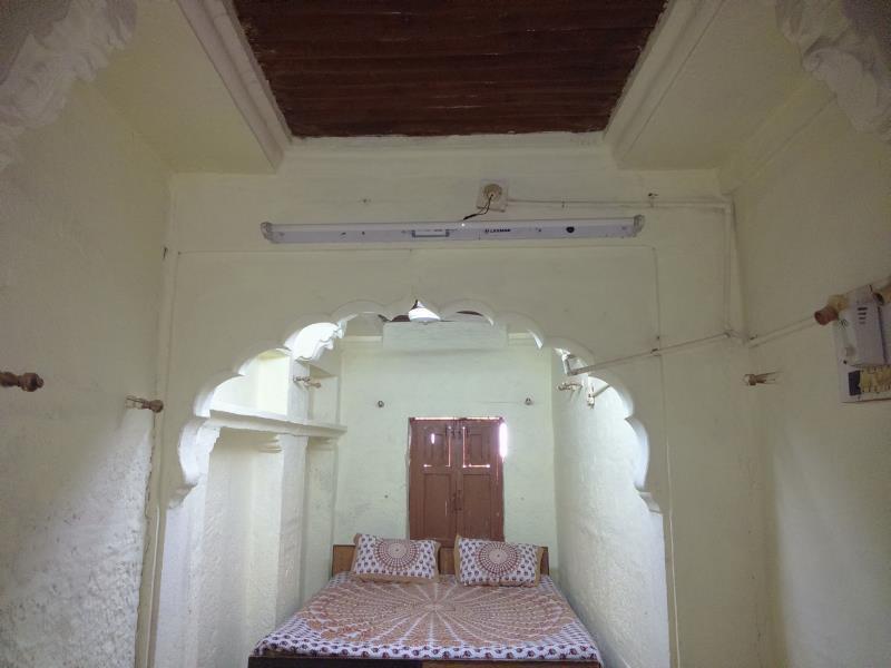 Homestay Suraj *