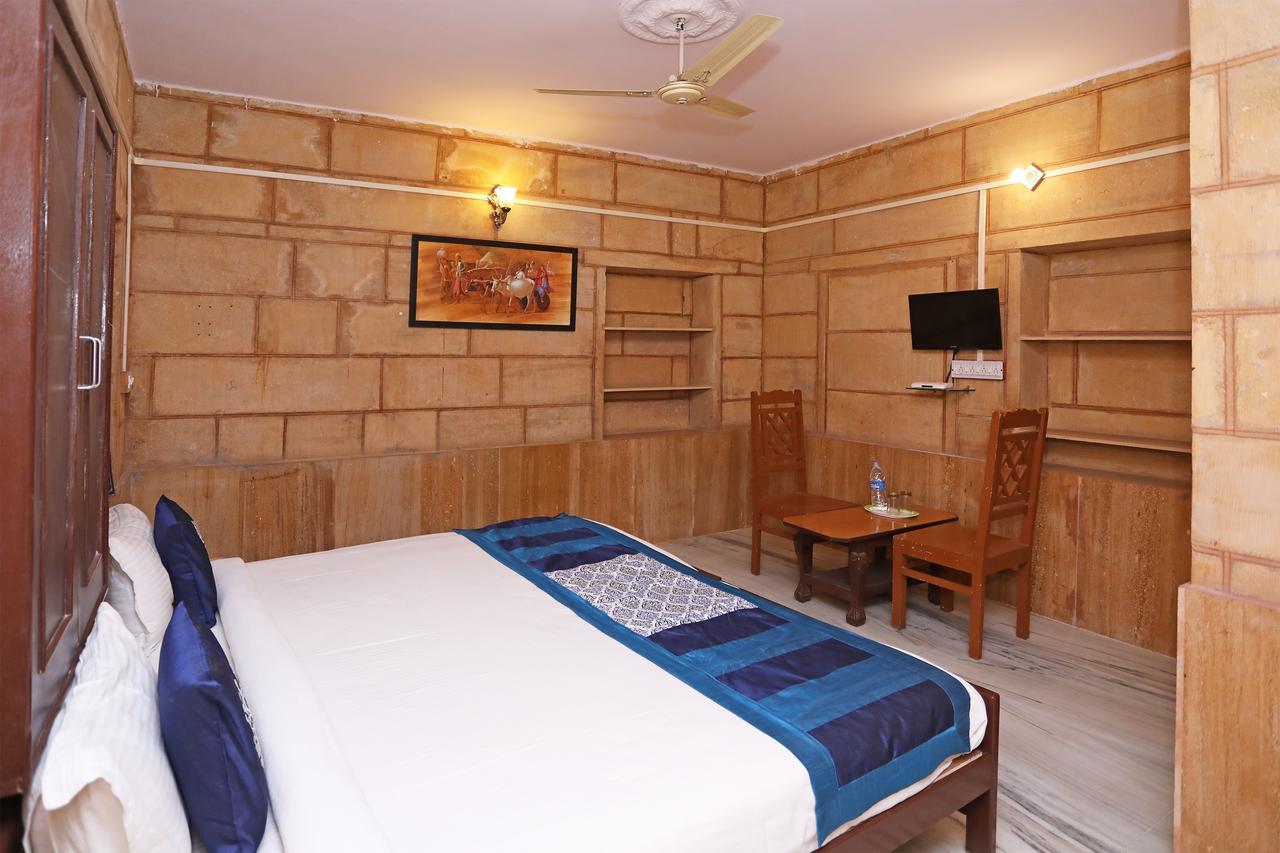 Hotel Oyo 7426 Classic 3*