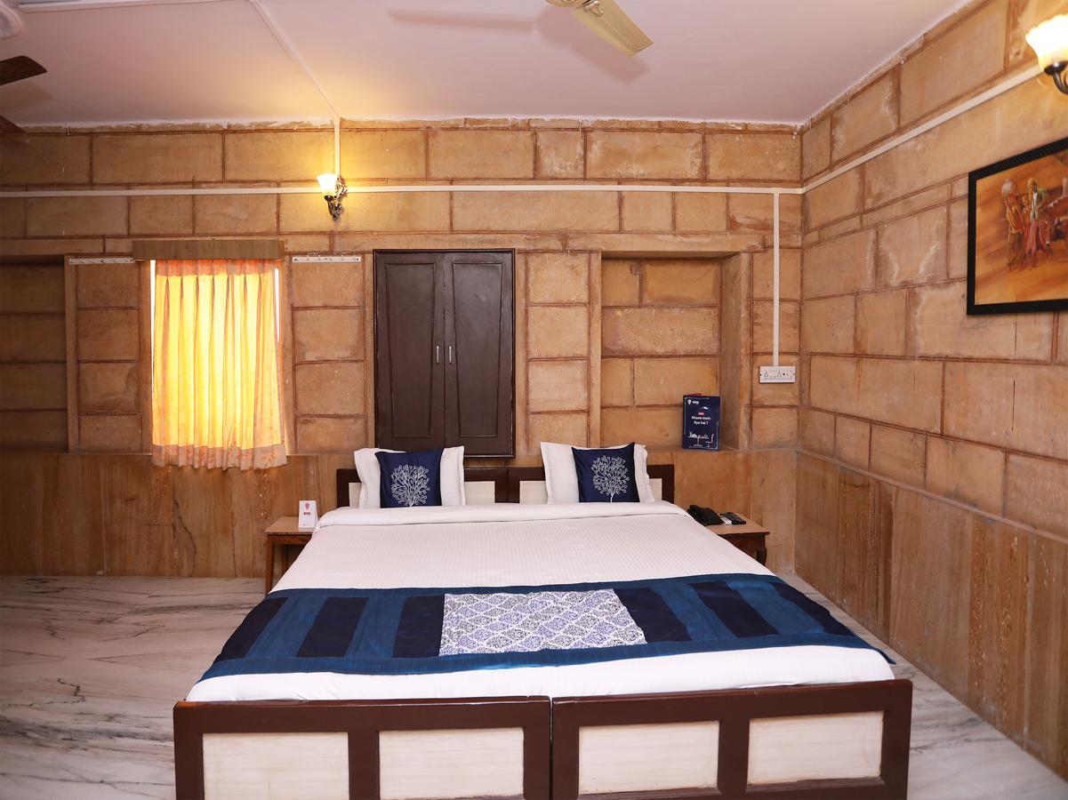 Hotel Oyo 7426 Classic