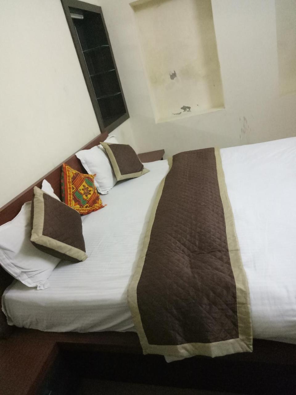 Prem Baba Guest house