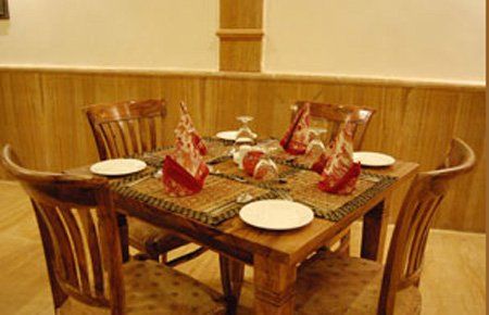 Hotel Deoki Niwas Palace