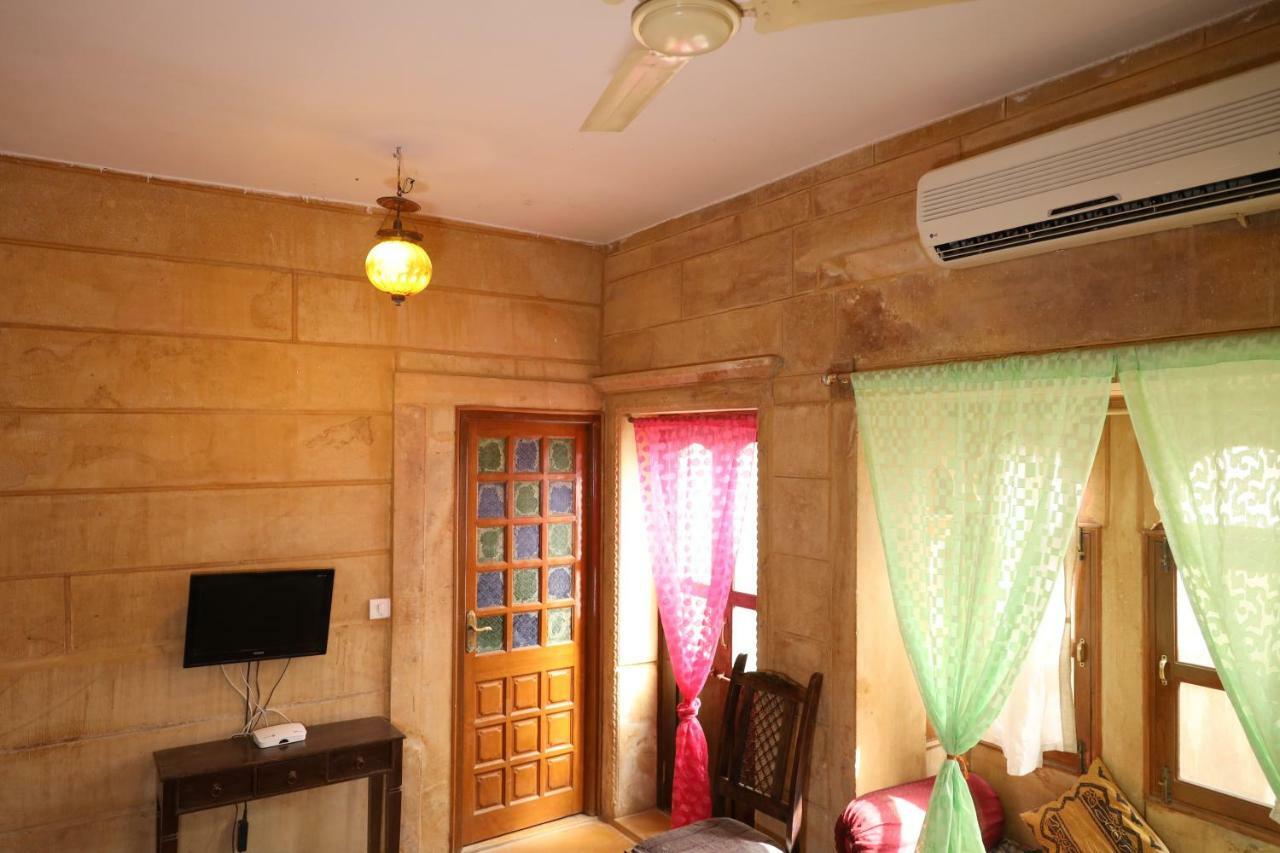 Hotel Artist Haveli And Safari