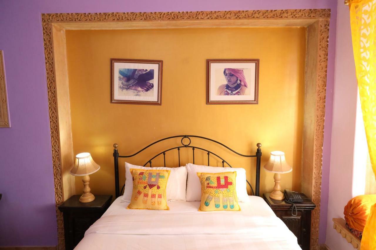 Artist Haveli And Safari Hotel