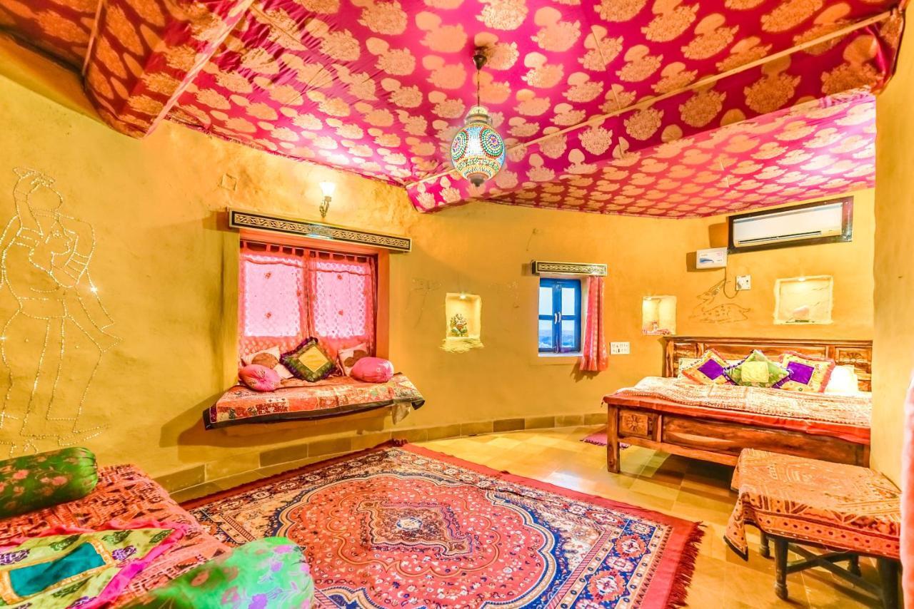 Mud Mirror Guest house 2*