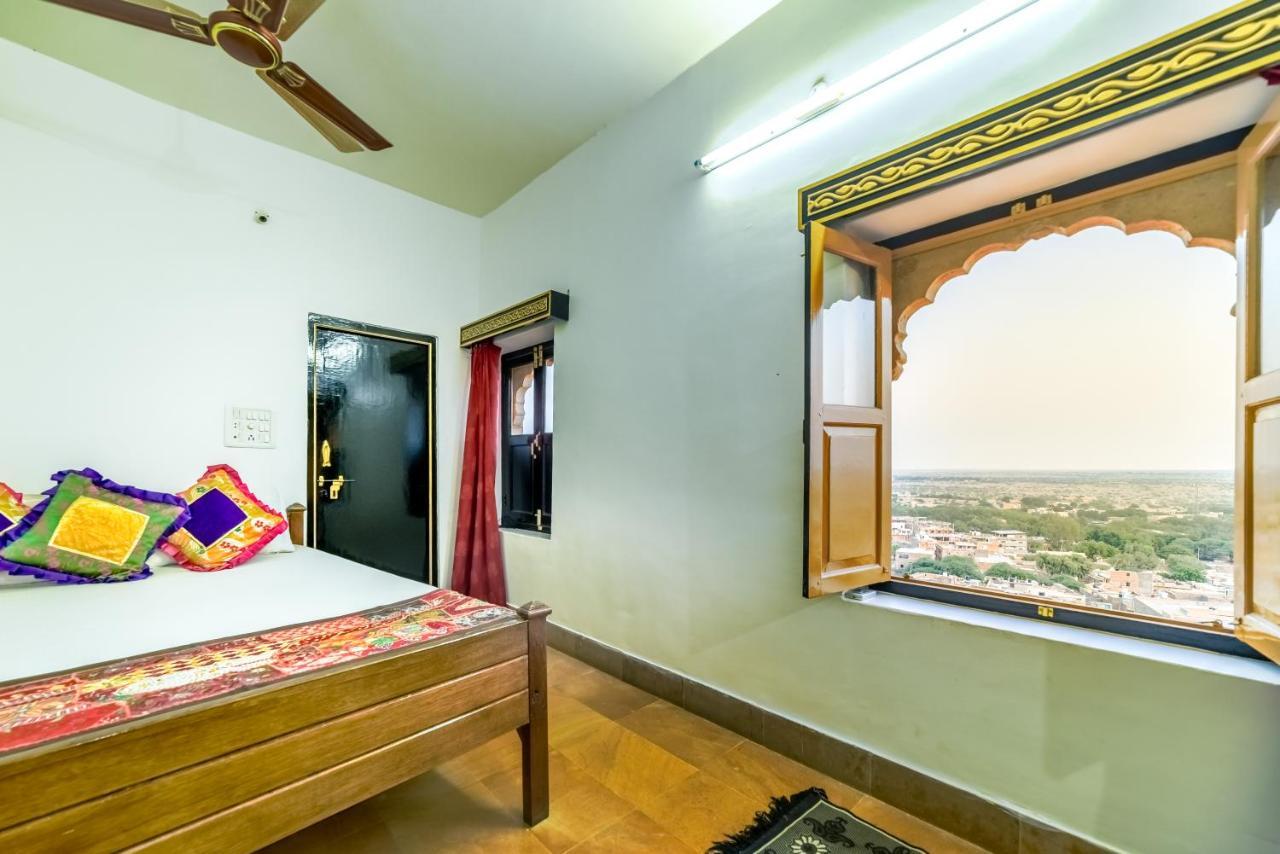 Mud Mirror Guest house