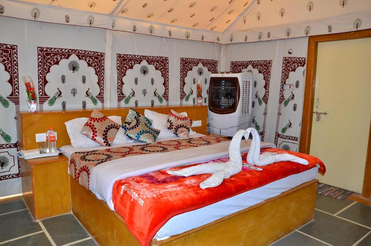 Oasis Camp Sam Resort 3*
