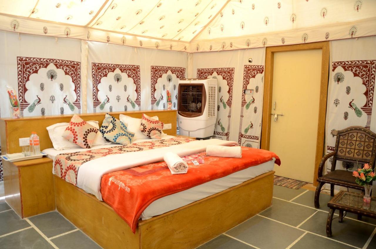 Oasis Camp Sam Resort 3*