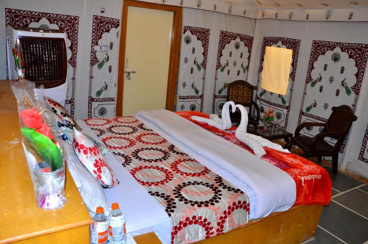 Oasis Camp Sam Resort 3*