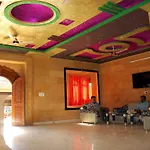 Golden Sandstone Hotel &Resort