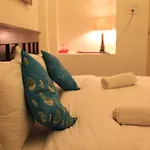 Hotel Shahi Garh