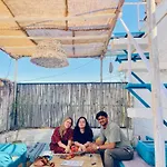 Jaisalmer Hostel Crowd